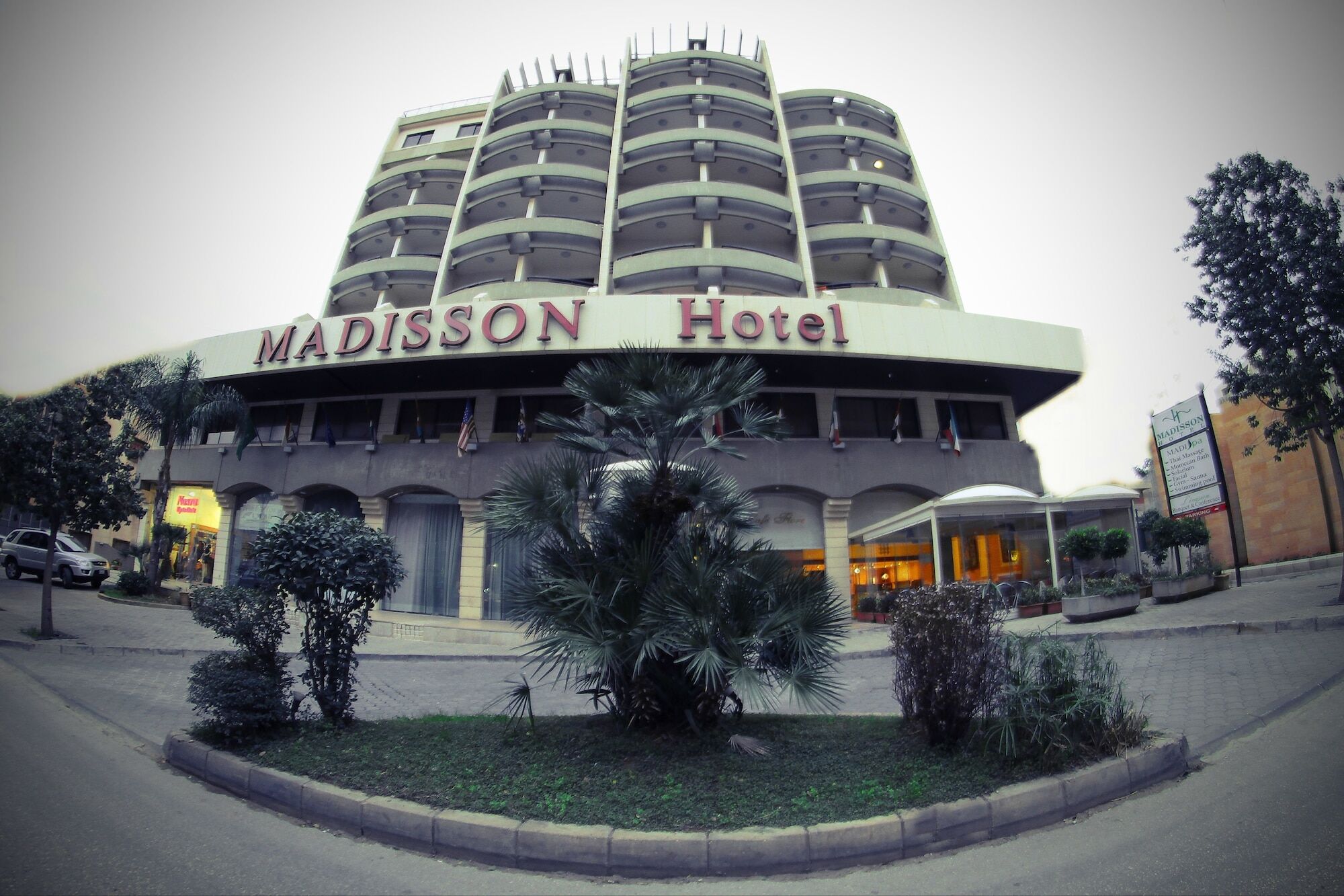 Madisson Hotel Jounieh Exterior photo